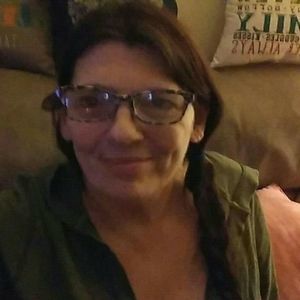 Meet your Posher, Eva